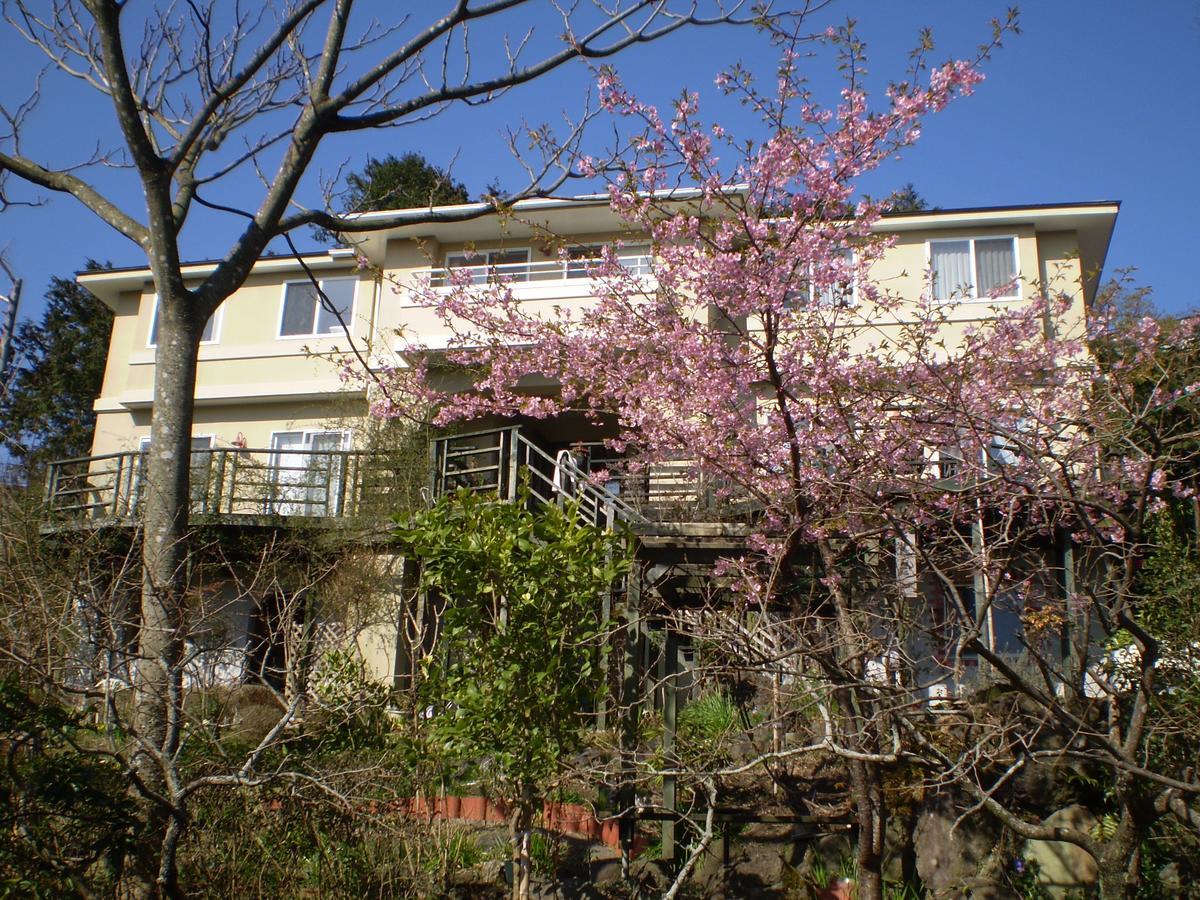 Chiisana Hotel Hanaikada Ito  Exterior photo